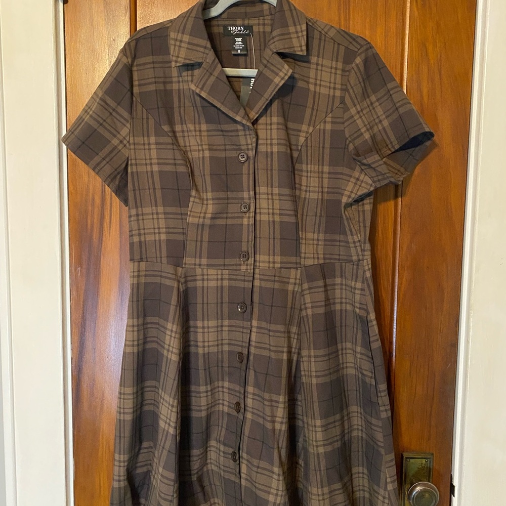 Hot Topic  “Thorn & Fable” plus size plaid Button-Up Midi Dress Plus Size 0